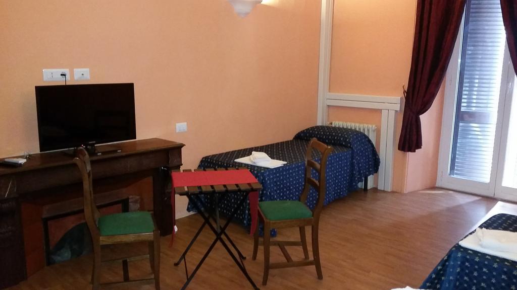 רומא Star Rooms חדר תמונה